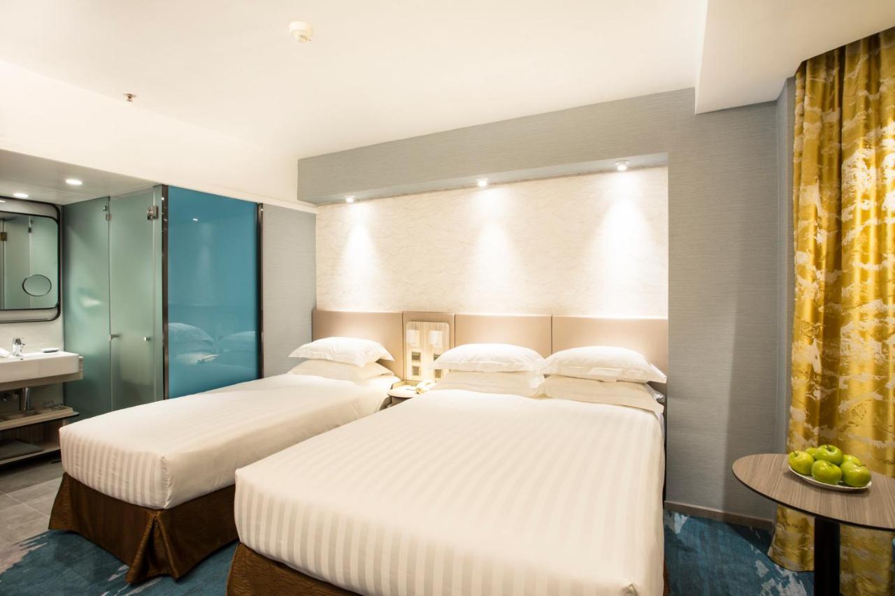 Wharney Hotel 4*